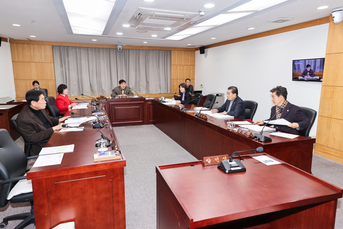 20260114-044[AMG_3915-1-제293회 임시회 문화환경위원회 조례안 등 심사활동.JPG