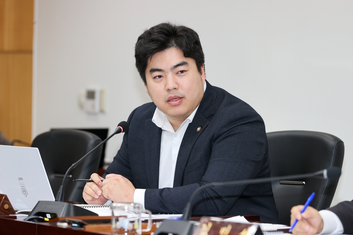 20260120-056[AMG_4373-1-제293회 임시회 제3차  인사청문특별위원회 활동.JPG