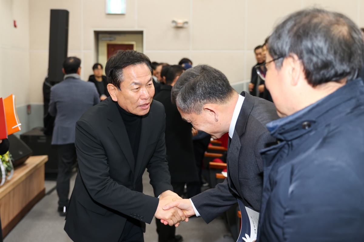 20260122-005[AMG_4422-1-박희광 선생 56주기 추모식.JPG