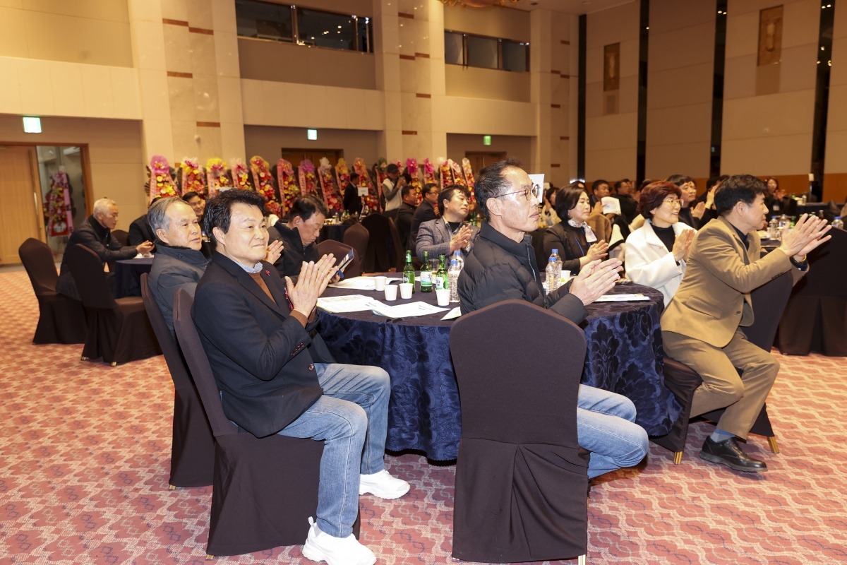 20260205-063[AMG_5294-2-경운대학교 최고위관리자과정 회장단 이취임식.jpg