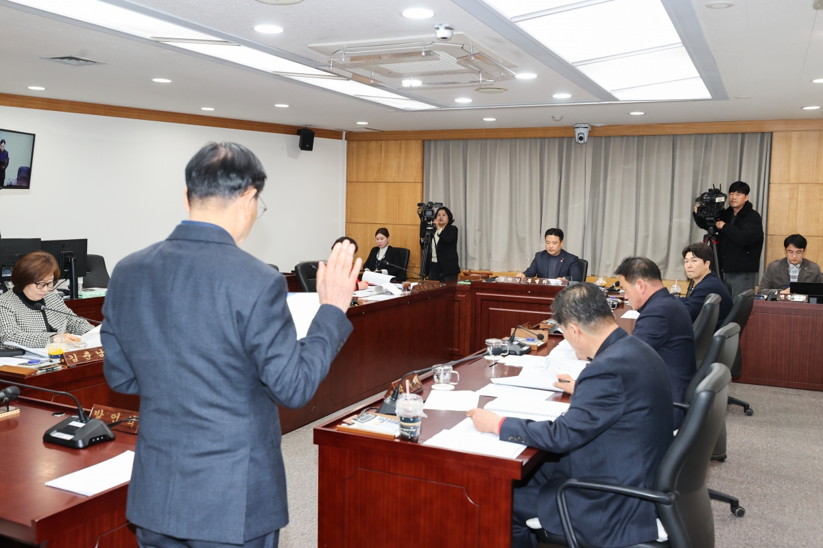 20260317-032[AMG_8359-1-제294회 임시회 제3차 인사청문특별위원회 활동.JPG