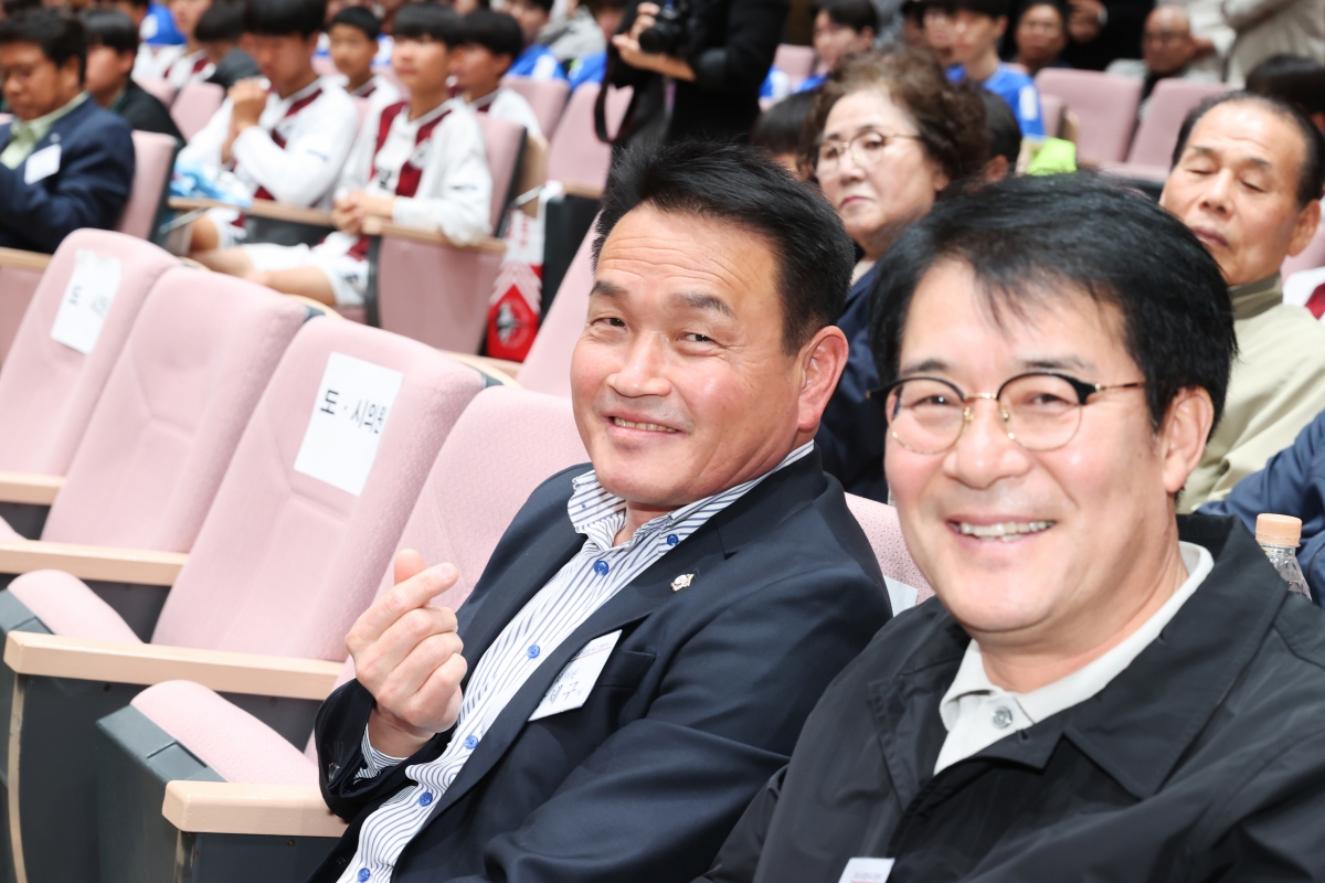 20260328-013[AMG_9343-1-구미스포츠클럽 축구단 U15, U18 창단식.jpg