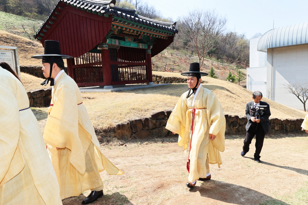 20260402-008[AMG_9419-1-왕산허위선생 단신 171주기 춘계 향사.JPG