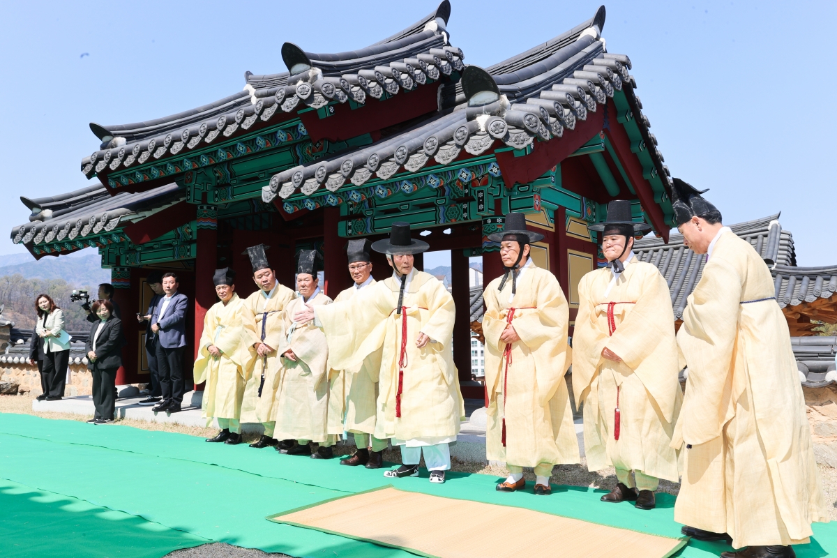 20260402-020[AMG_9449-1-왕산허위선생 단신 171주기 춘계 향사.JPG