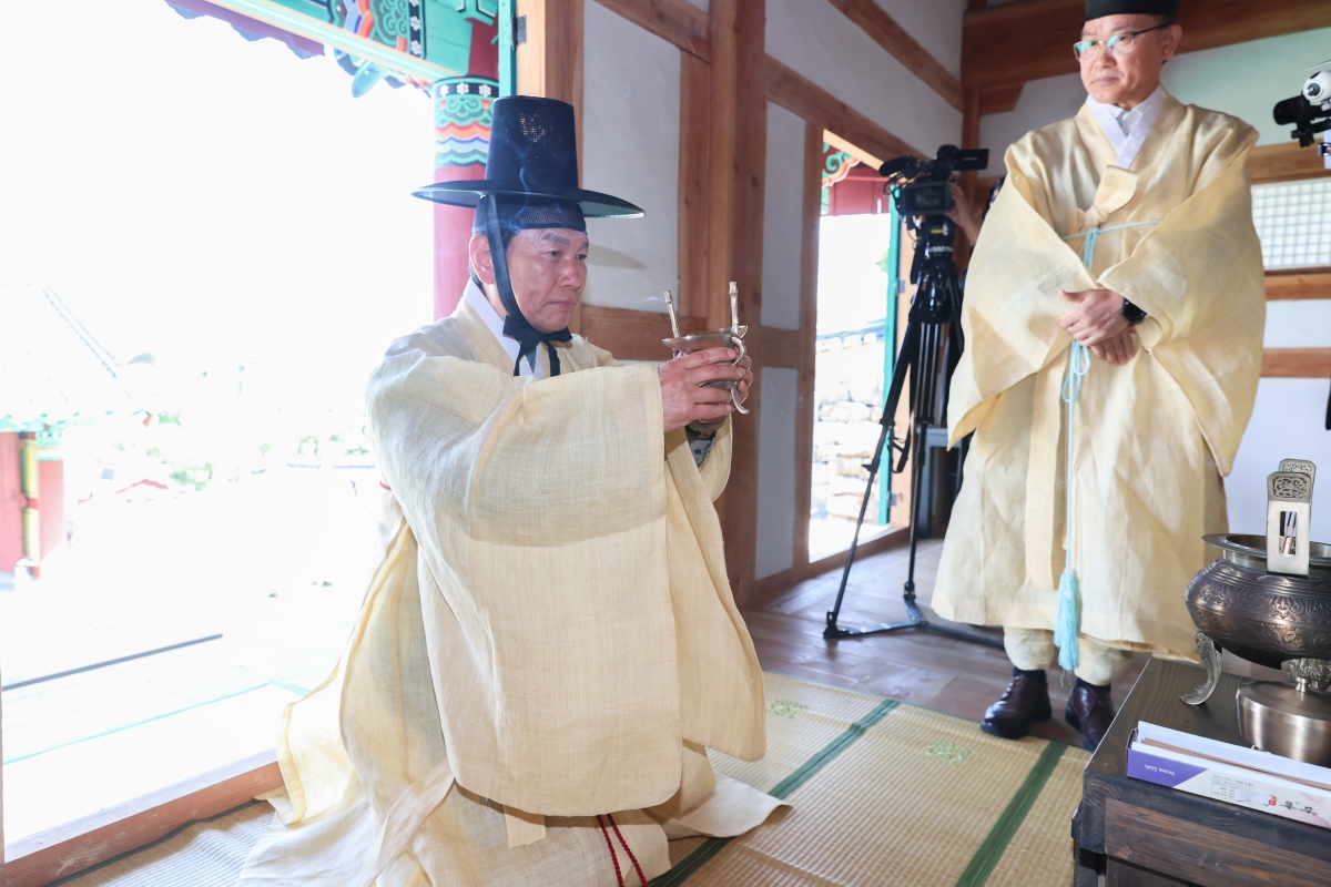 20260402-033[AMG_9495-1-왕산허위선생 단신 171주기 춘계 향사.JPG