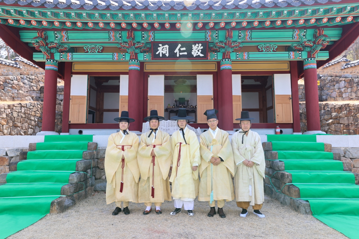 20260402-049[AMG_9541-1-왕산허위선생 단신 171주기 춘계 향사.JPG