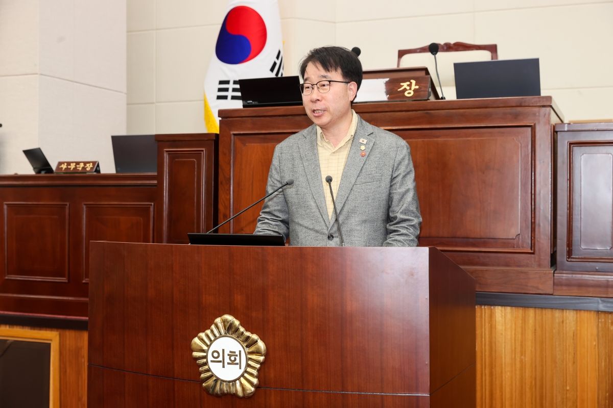 20260403-035[AMG_9724-1-구미혜당학교 일행 의회 견학.JPG