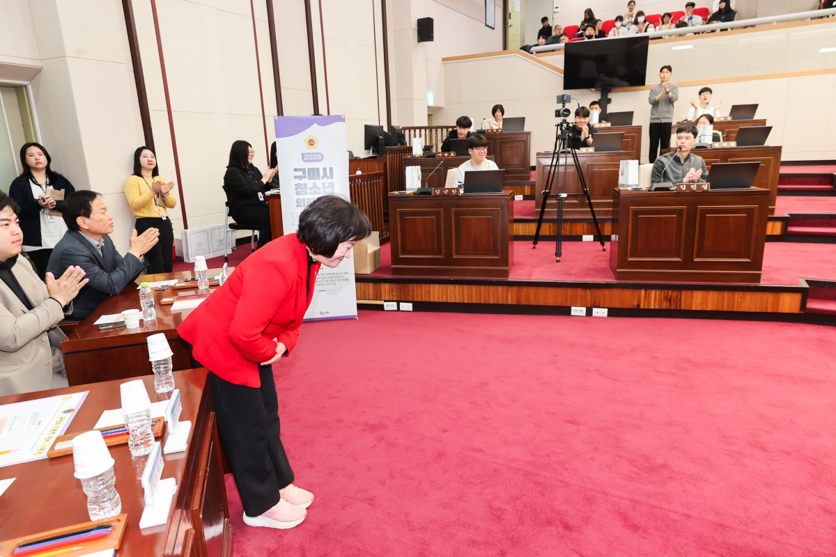 20260403-017[AMG_9680-1-구미혜당학교 일행 의회 견학.JPG