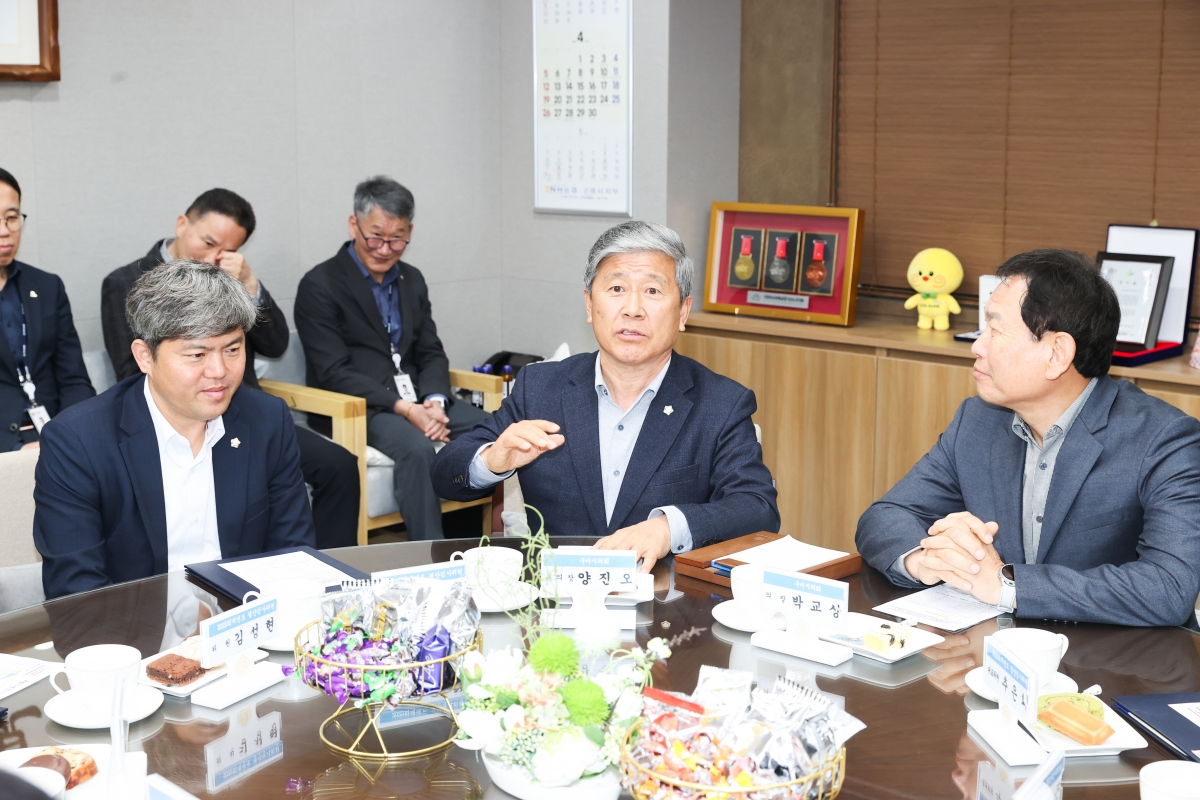 20260409-024[AMG_0196-1-2025회계연도 결산검사위원 선임 위촉식.JPG