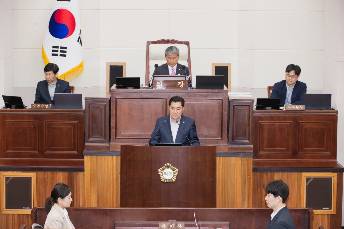 20260421-011[AMG_0768-제295회 임시회 제2차 본회의시 박세채 의원 5분 자유발언.jpg