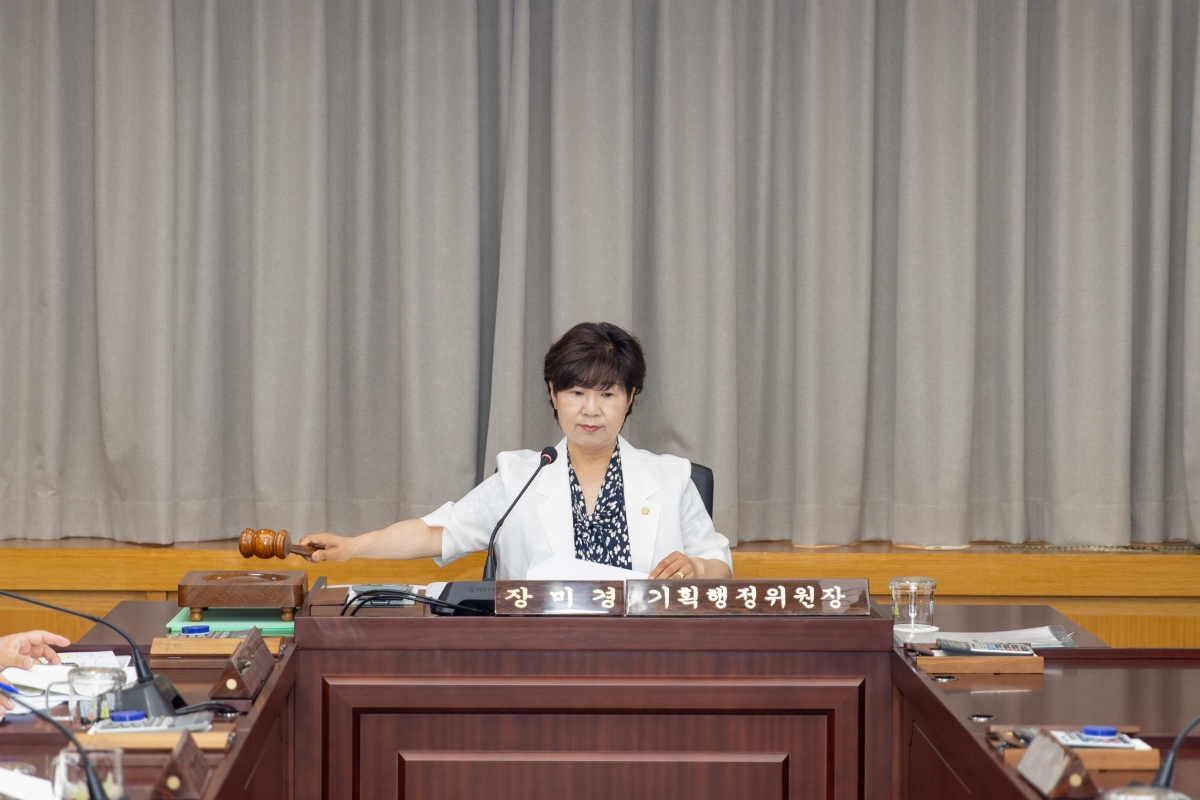 20260618_제296회임시회_기획행정위원회_02.jpg