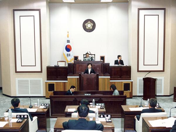제83회 임시회 제2차 본회의시 시정질문