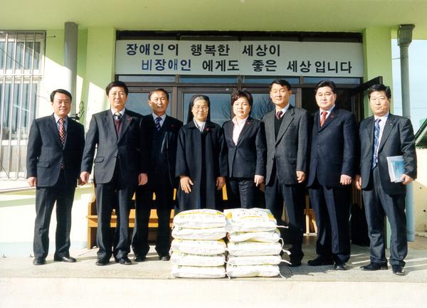 기획행정위원회 사랑의쉼터 위문 활동
