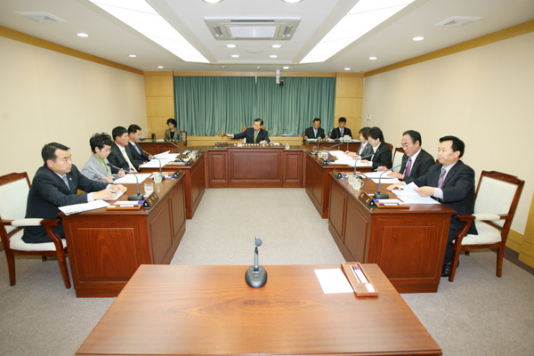 제119회 임시회 의회운영위원회 활동
