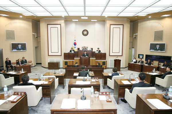 제121회 정례회 제1차 본회의