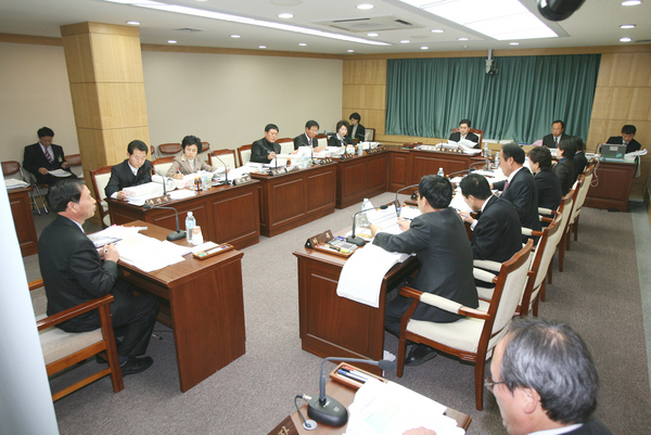 제121회 정례회 예산특별위원회 활동
