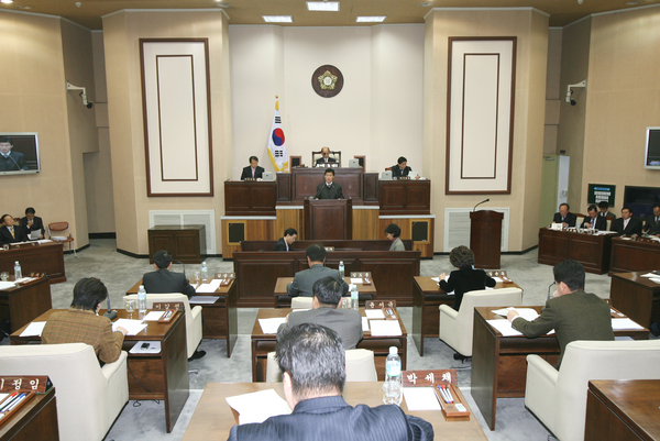 제121회 정례회 제2차 본회의