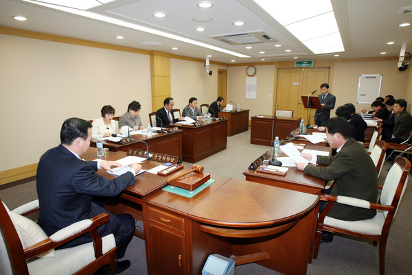 폐회중 의회운영위원회 활동