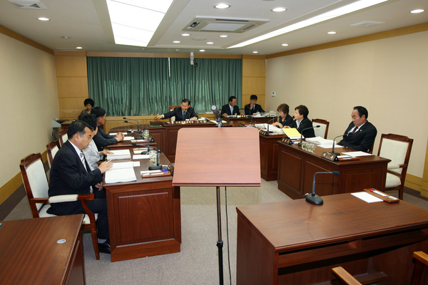 제124회 임시회 의회운영위원회 활동