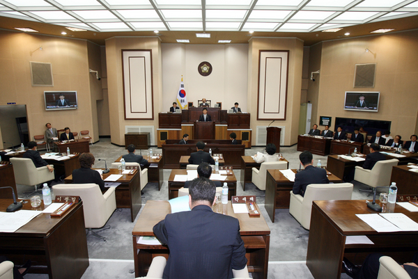 제124회 임시회 제2차 본회의