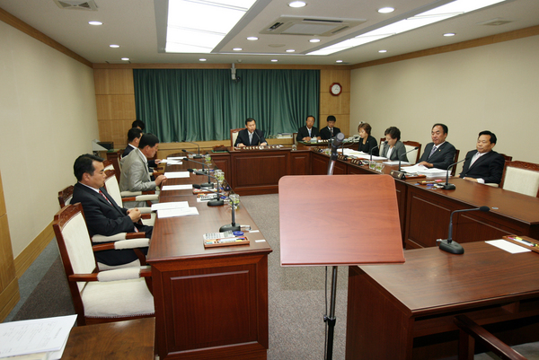폐회중 의회운영위원회 활동