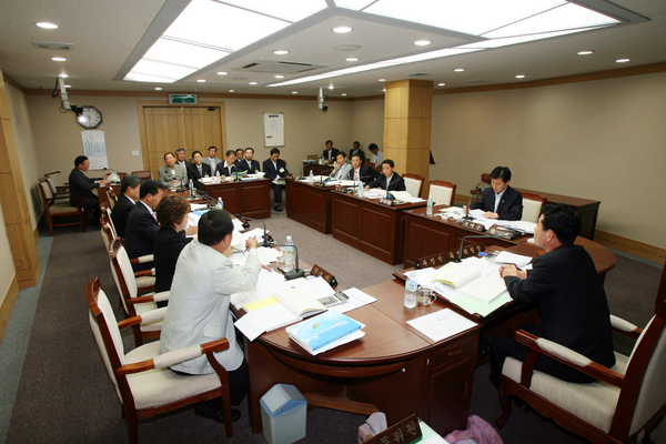 제126회 정례회 결산특별위원회 활동