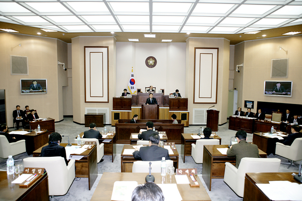 제130회 정례회 제2차 본회의 활동