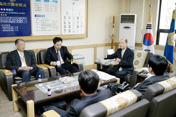 중국 새마을운동 시찰단 의회 방문