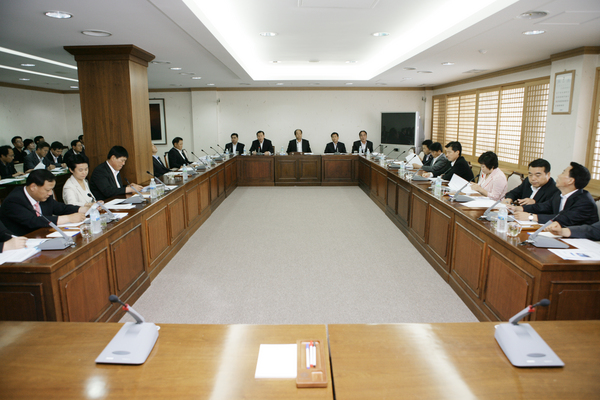 구미시의회 의원 간담회 개최