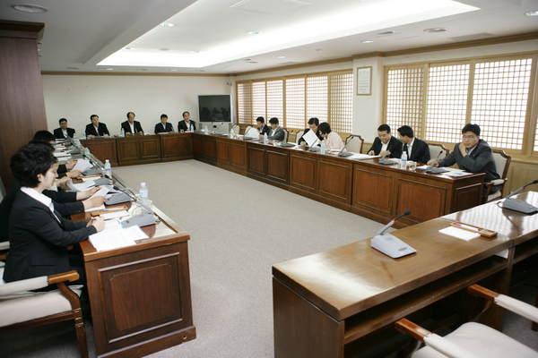구미시의회 의원 간담회 개최