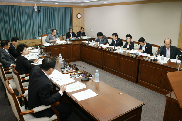 제136회 임시회 기획행정위원회 활동