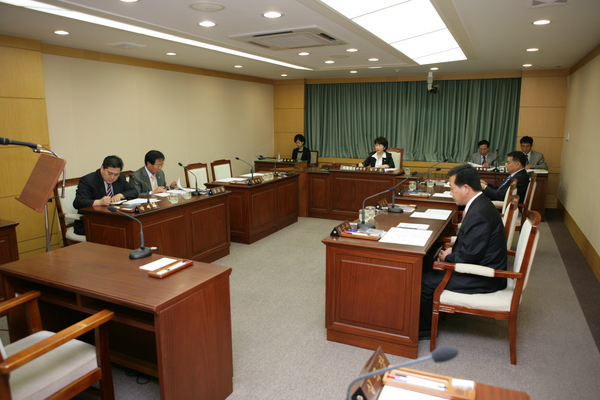 폐회중 의회운영위원회 활동