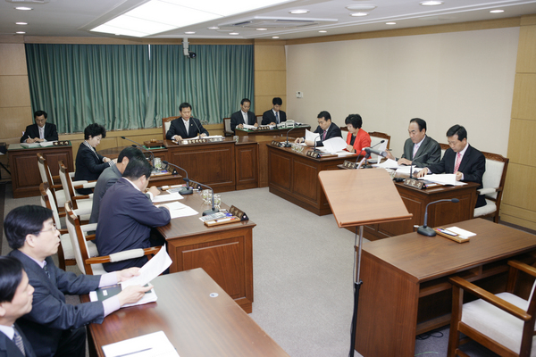 폐회중 의회운영위원회 활동