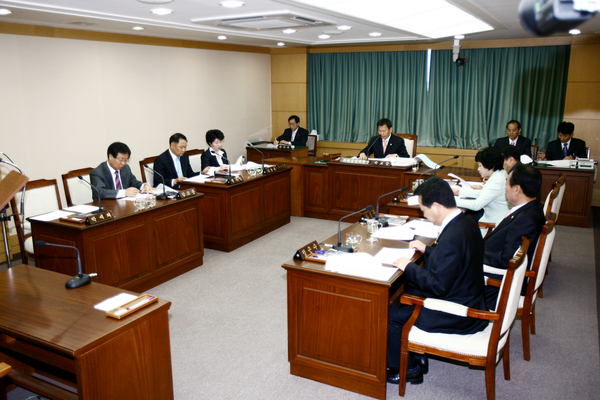 제141회 임시회 의회운영위원회 활동