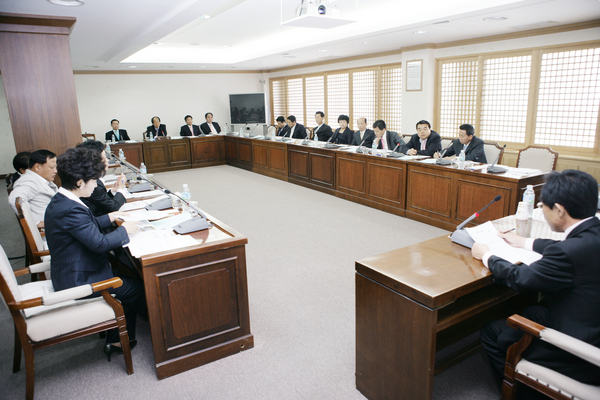 구미시의회 의원 간담회 개최