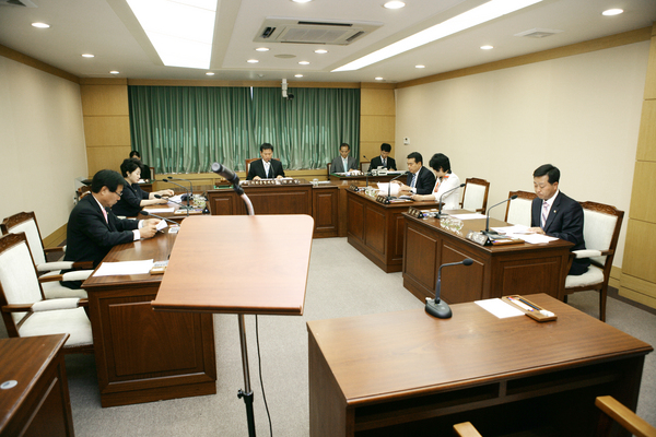 제142회 임시회 의회운영위원회 활동