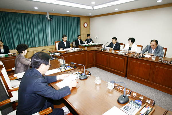 폐회중 의회운영위원회 활동