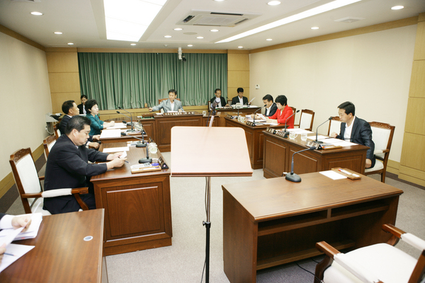폐회중 의회운영위원회 활동