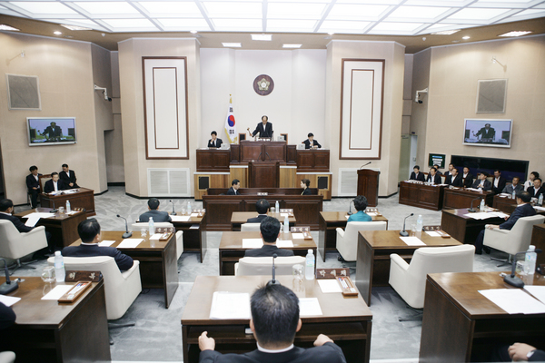제144회 정례회 제1차 본회의