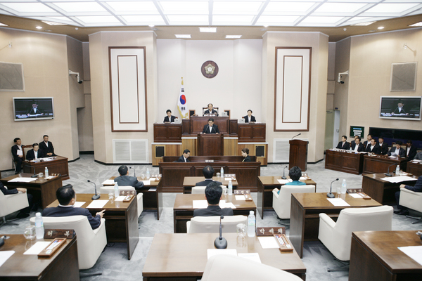 제144회 정례회 제1차 본회의