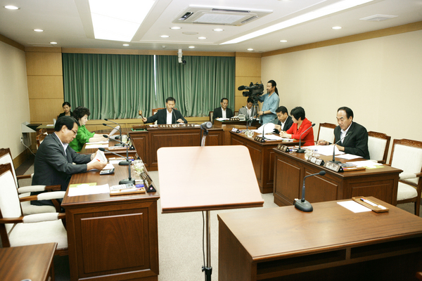 폐회중 의회운영위원회 활동