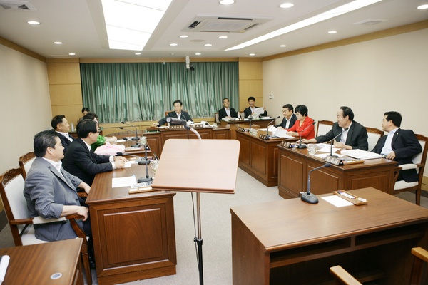 제145회 임시회 의회운영위원회 활동