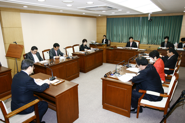 제151회 임시회 의회운영위원회 활동