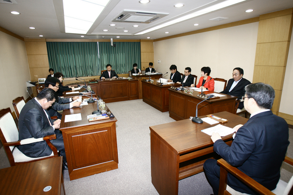 제151회 임시회 의회운영위원회 활동