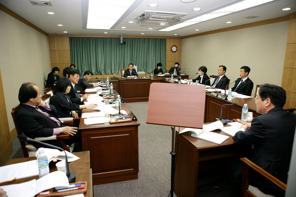 제161회 임시회 기획행정위원회 조례안 심사 활동