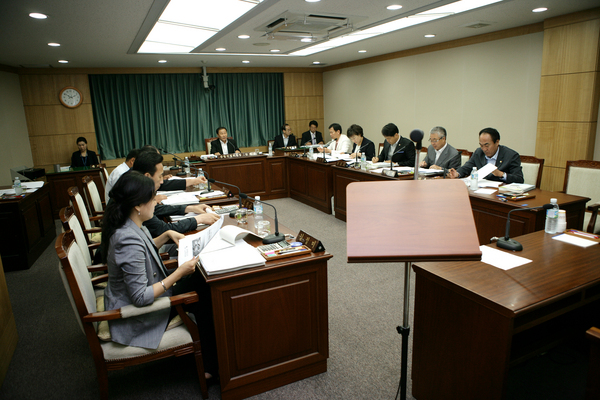 제162회 임시회시 산업건설위원회 조례안 심사활동