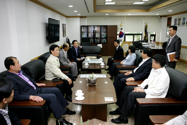 2011 회계연도 결산검사위원 위촉장 수여