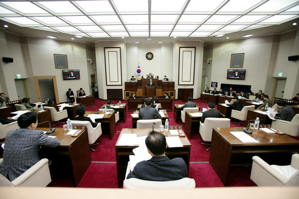 제174회 정례회 제2차 본회의