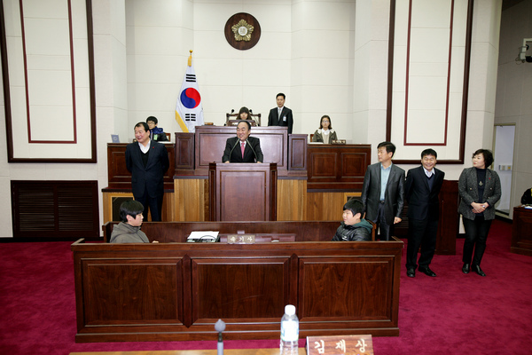 도봉초등학교 학생 일행 의회 방문