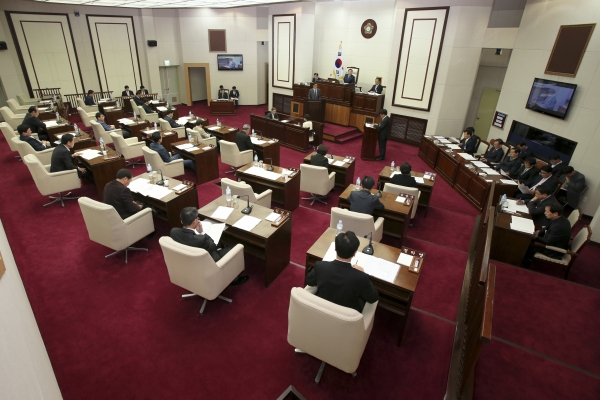 제195회 임시회 제2차 본회의 활동